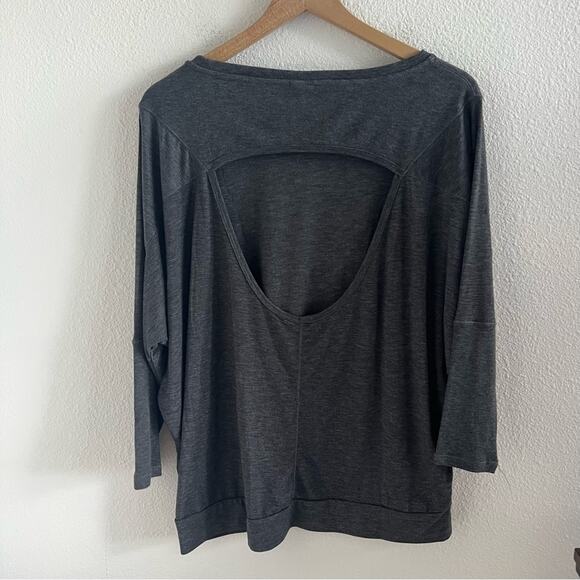 Champion C9 Gray Long Sleeve Open Back Active Shirt Athleisure Workout XL - Picture 5 of 6